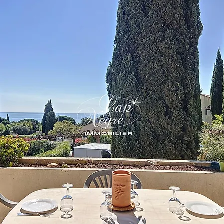 T2, 4 Personnes Terrasse Vue Avec Piscine A Pramousquier - Apartamento *